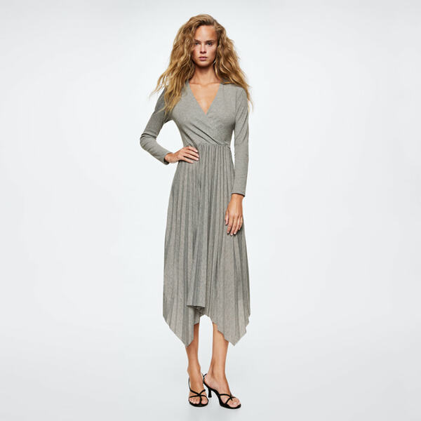 Robe midi pliss e Latte A gris chin clair marque Mango Veepee